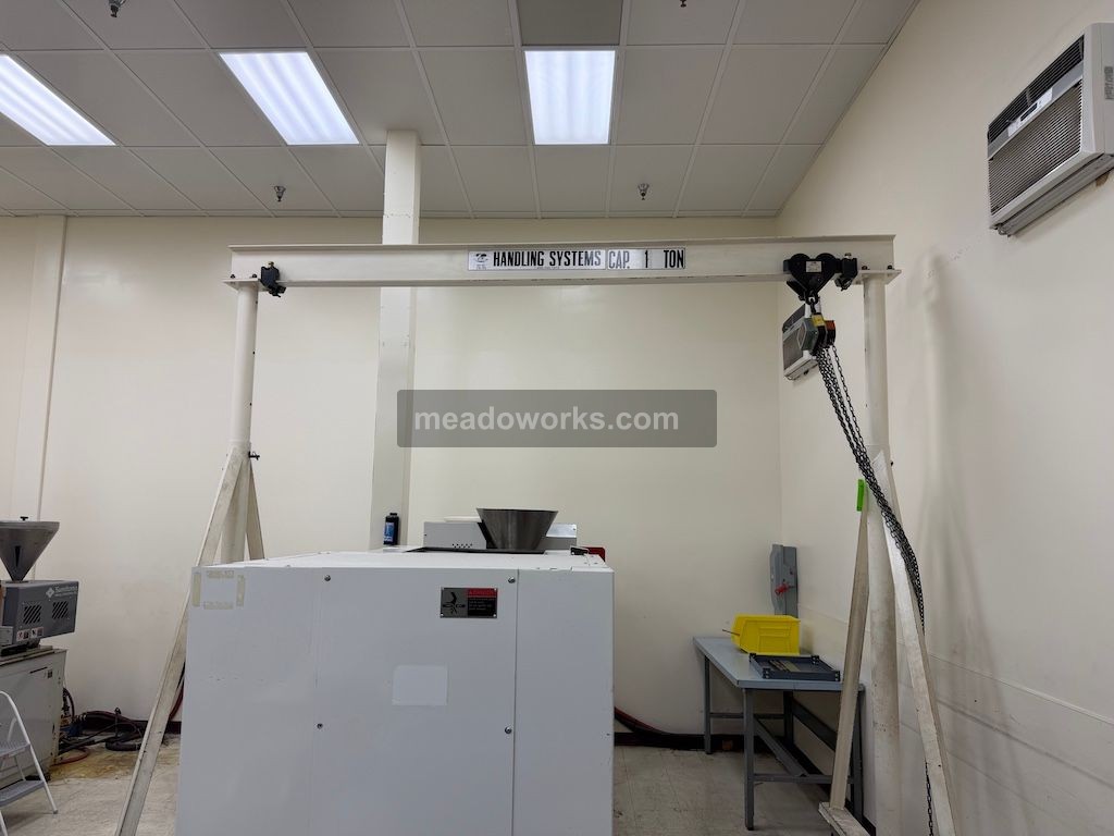 1 Ton, Handling Systems, Mobile Crane w/CM Hurricane 1 Ton Chain Hoist