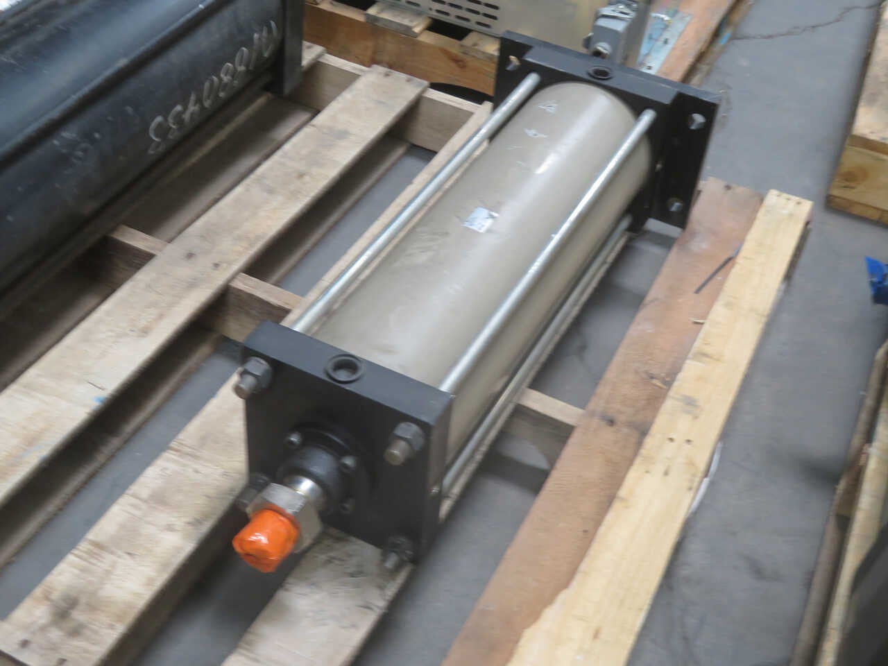 6.3" Bore, SMC #CS1GFN160-515, Pneumatic Air Cylinder