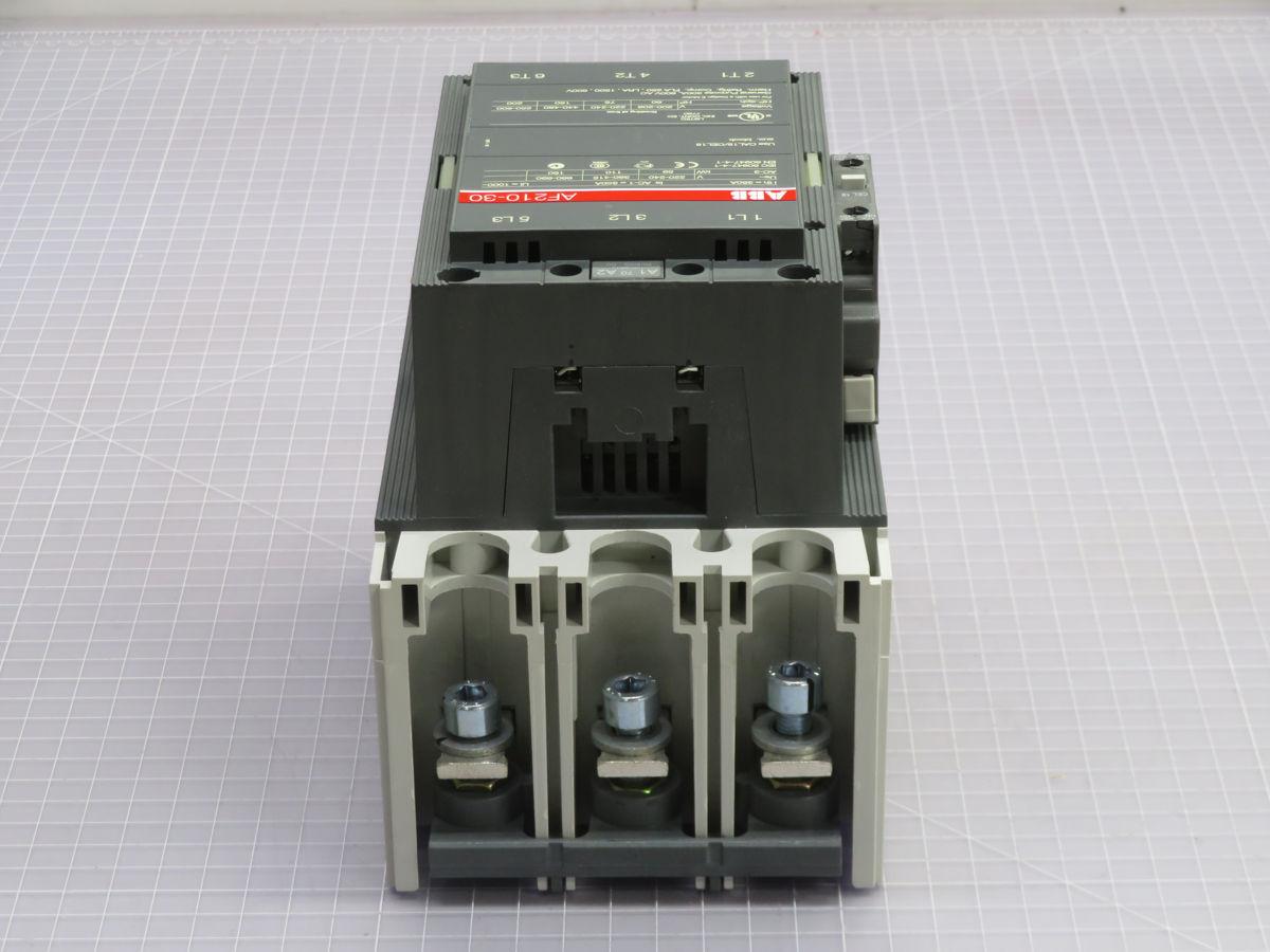 ABB #AF210-30-10E-70, Contactor