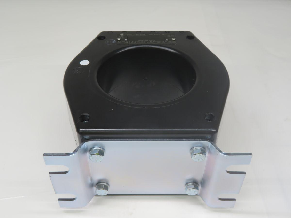 General Electric #750X110039, Current Transformer