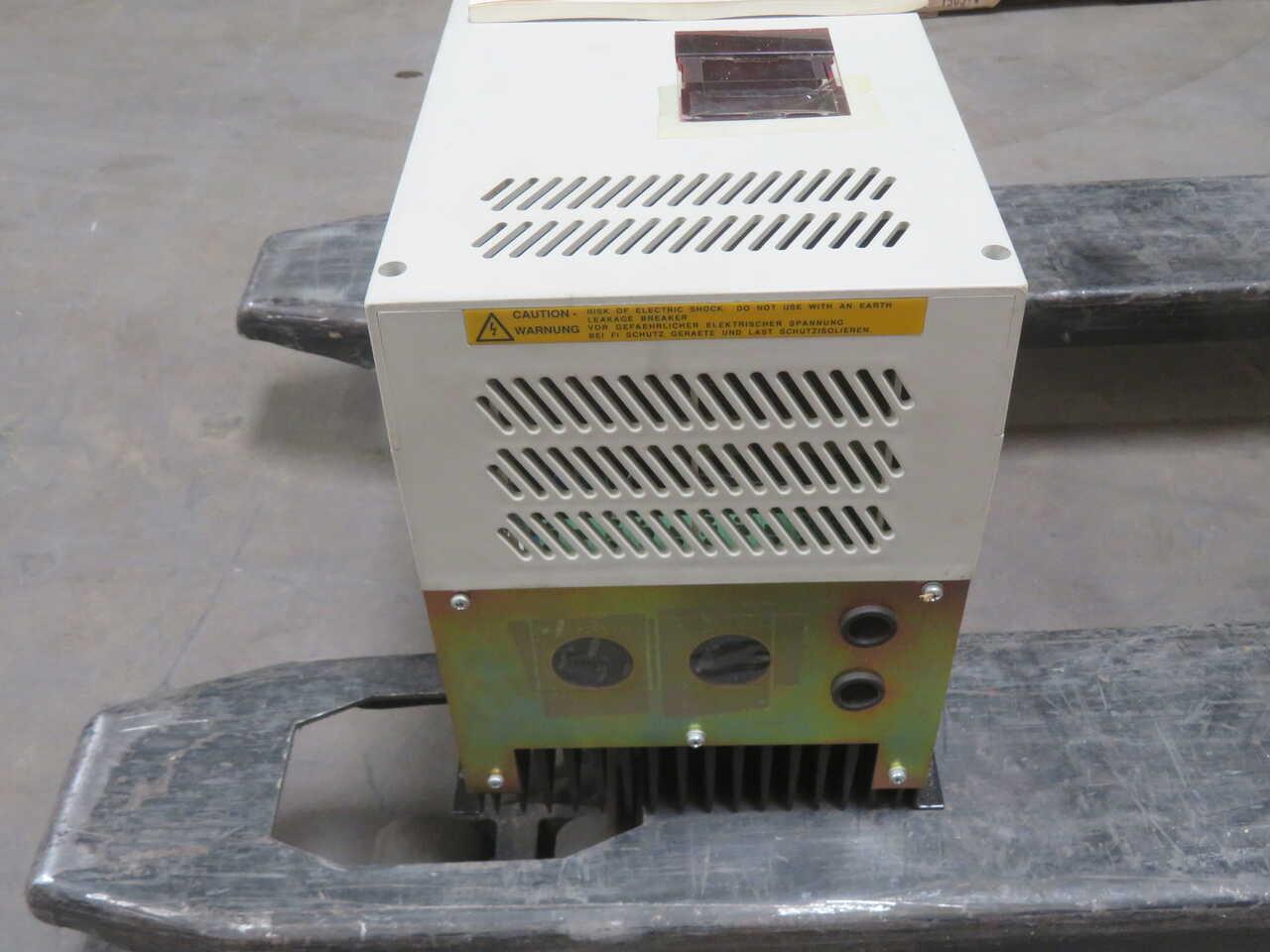 25 HP Siemens #6SE2133-3AA01, Frequency Inverter