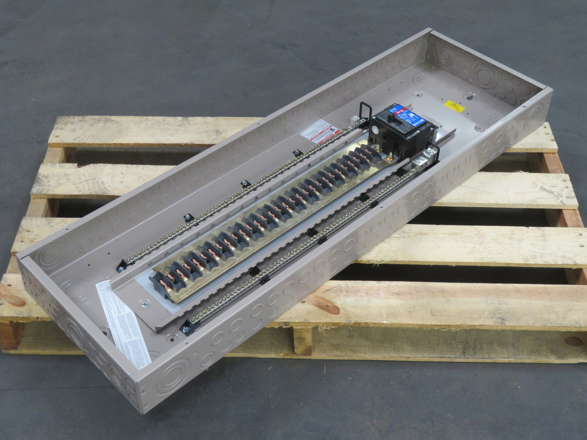 200 Amp, Eaton CH60BPN200N, Main Breaker Load Center