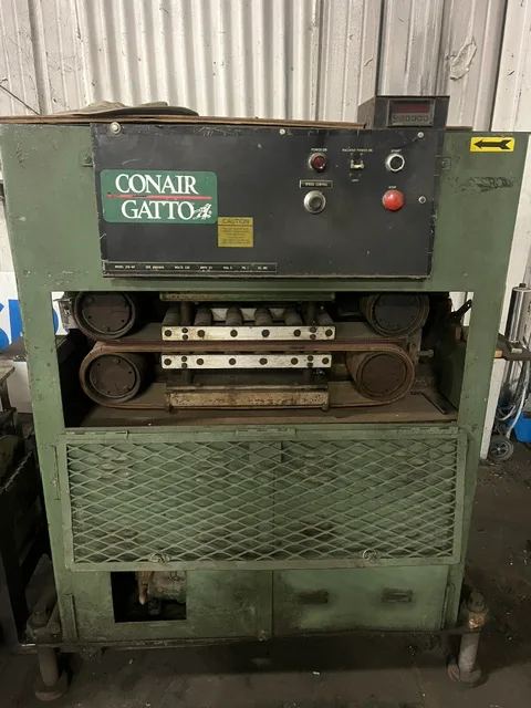 Conair Gatto #6-36, belt puller/extrusion haul, 6" width x 36" L contact area, manual adjustable gap, DC drive