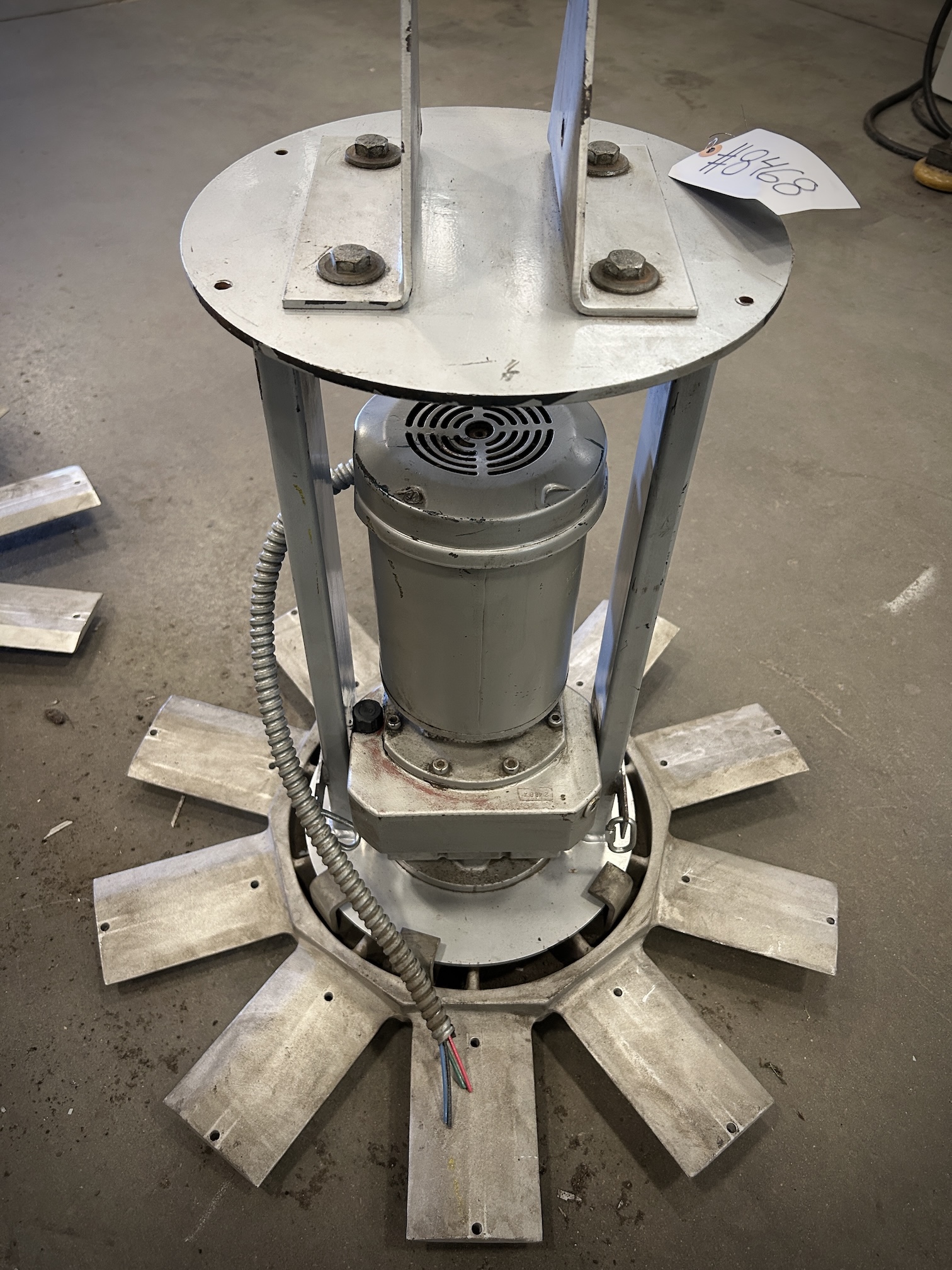 Big Ass Fans, High Volume Ceiling Fan, 18' diameter, 2 HP, 42 RPM, 208-240/480 V., 3 Ph., 60 Hz., 10