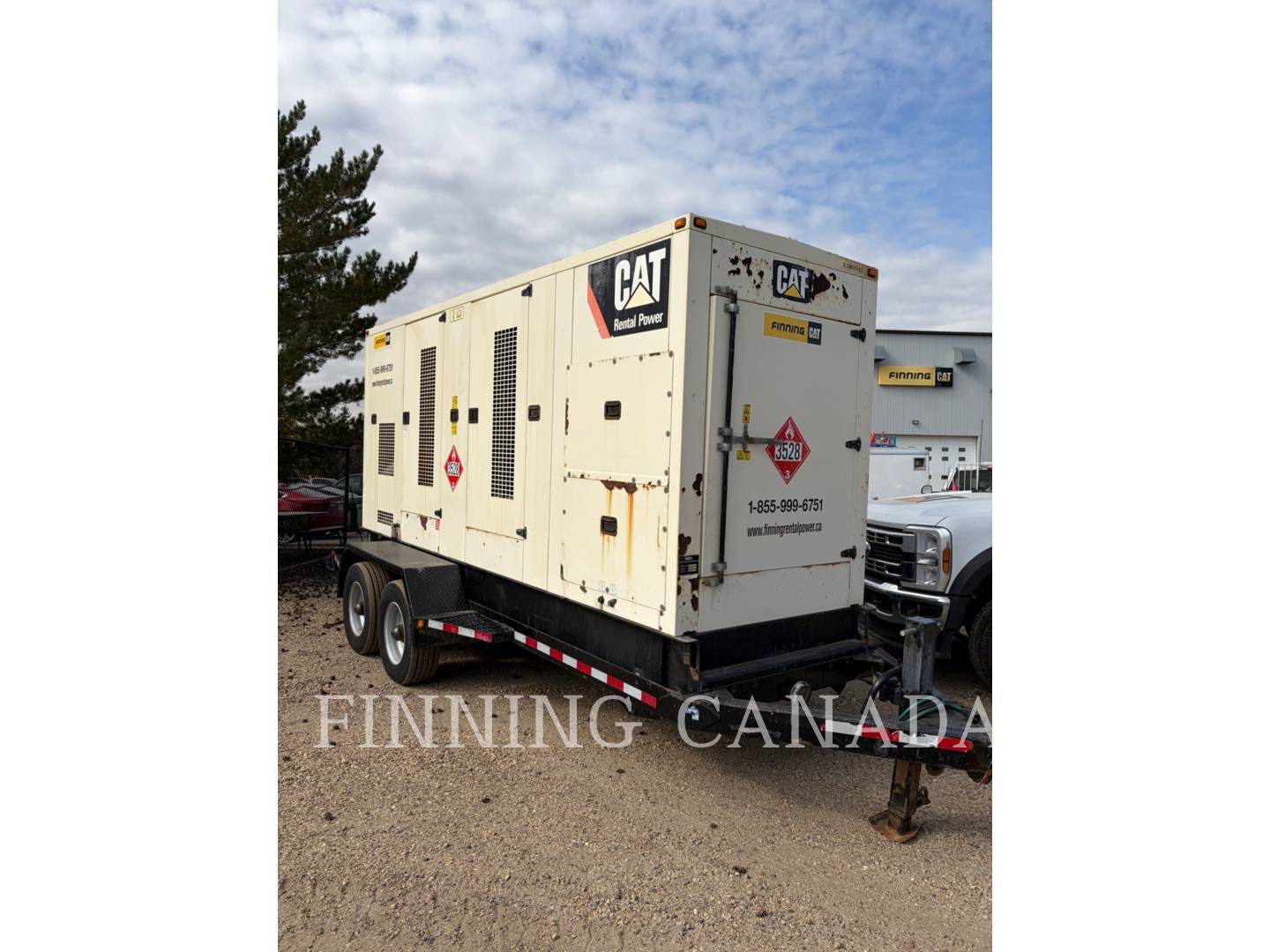 350 KW Caterpillar XQ 350, Diesel, 1800 RPM, 600V, 9268 hours, 2015
