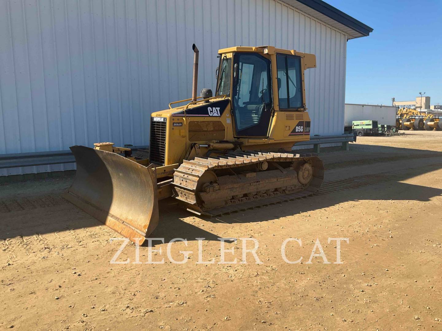 Caterpillar D5G, 11575 hours, S/N: RKG02214, 2006