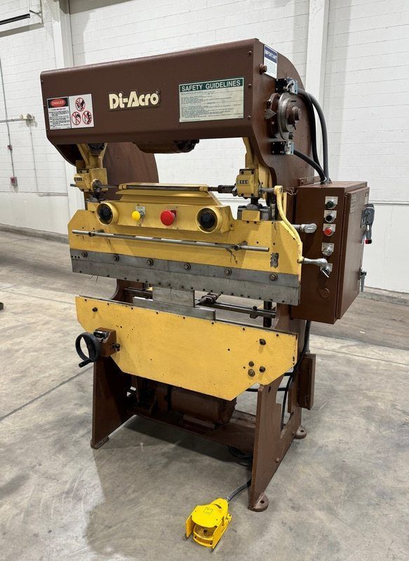 17 Ton, DiAcro #14-48-2, 2-Axis, 4' overall, 36" between housing, 16" front operated power back gauge, dual