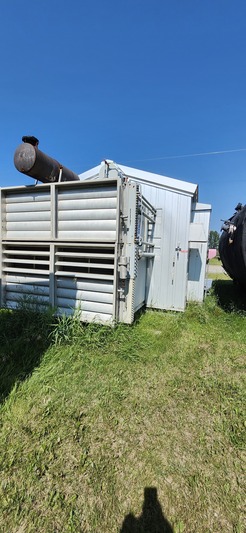 203 HP Ariel #JGA/2, reciprocating compressor, 2-stage, 5.125" & 8.875" cylinders, Caterpillar G3306 NG