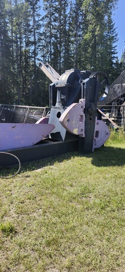 228 Lufkin #C228D-213-86, conventional pump jack, Arrow C-66 NG engine, cement base