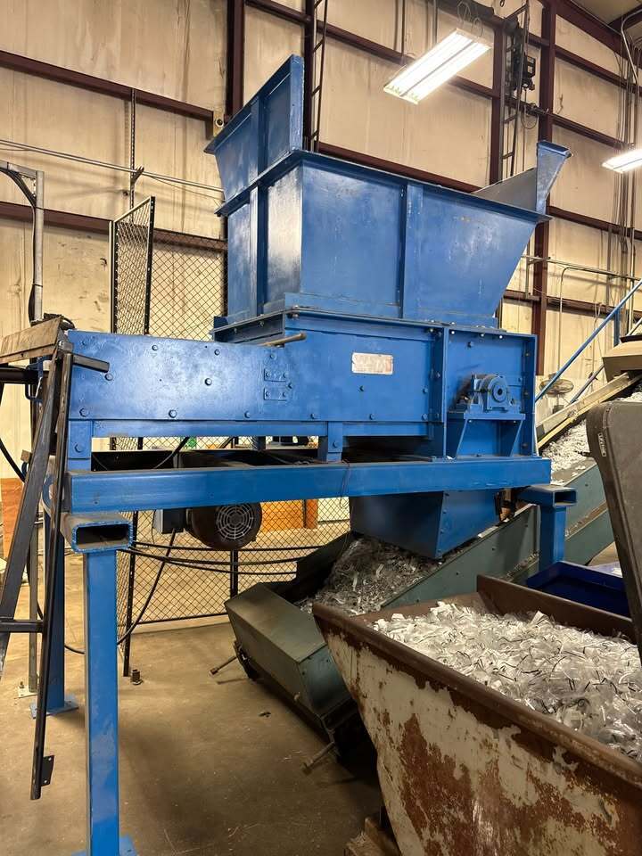 Westinghouse Salem Machinery #1636HT, Single Shaft Shredder, 66" x 37" hopper, 40 HP
