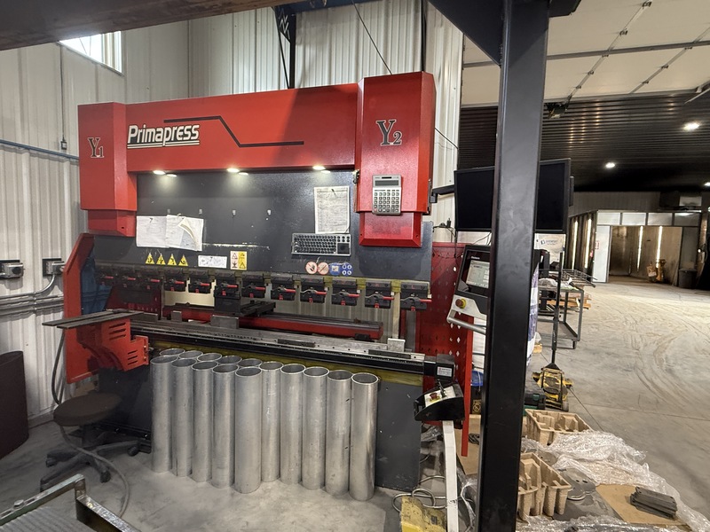 63 Ton, Nanjing Prima #63/2500, press brake, 98-7/16" working length, 5-7/8" stroke, 12-5/8" throat, 220 V.
