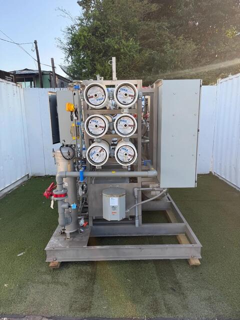 Siemens-Built Industrial RO/CDI Water Purification Skid, Acme transformer, 150 psig Aquafine UV water