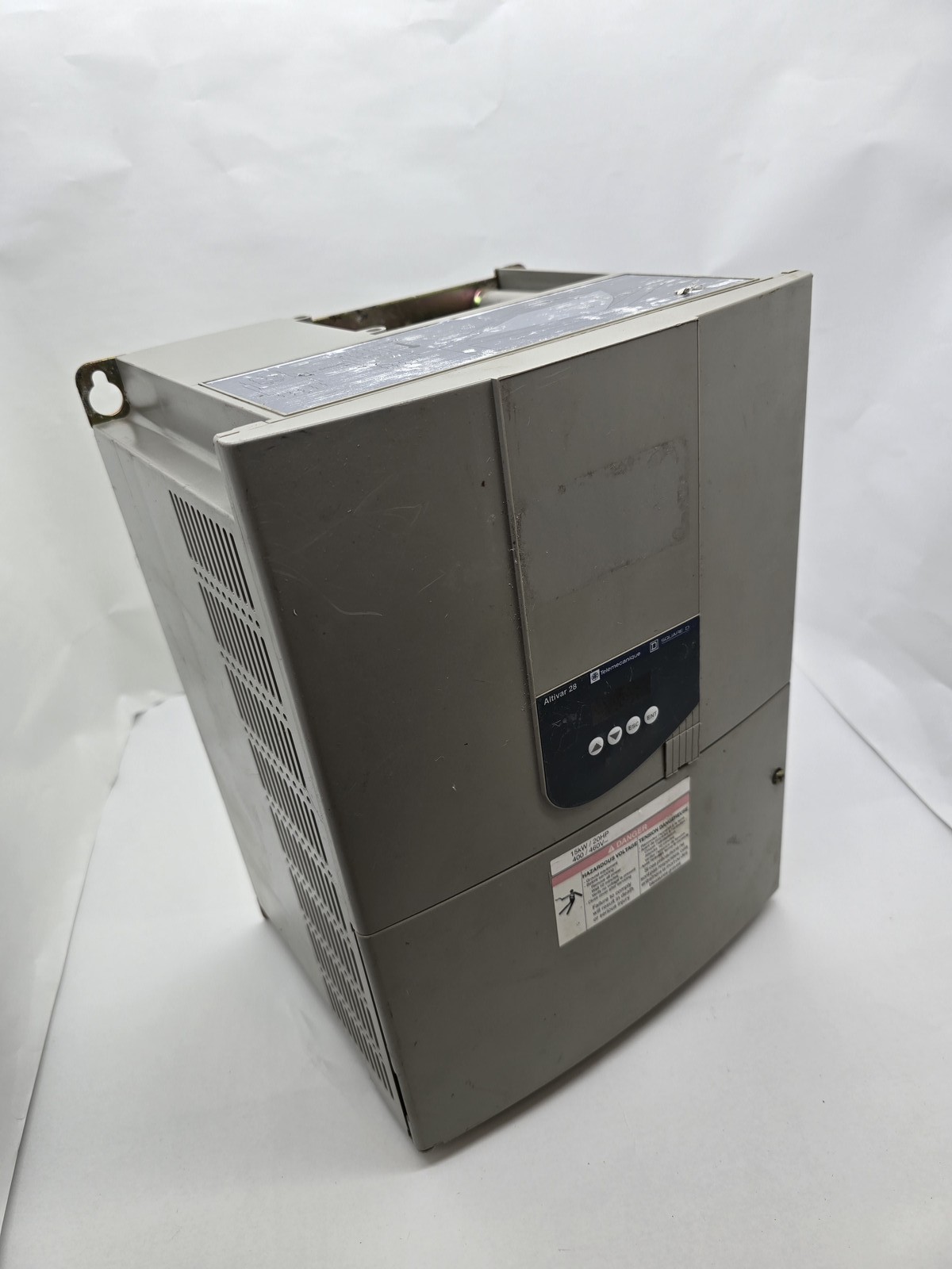 20 HP Schneider Electric #ATV28HD23N4U, Altivar 28 Variable Frequency Drive, VFD