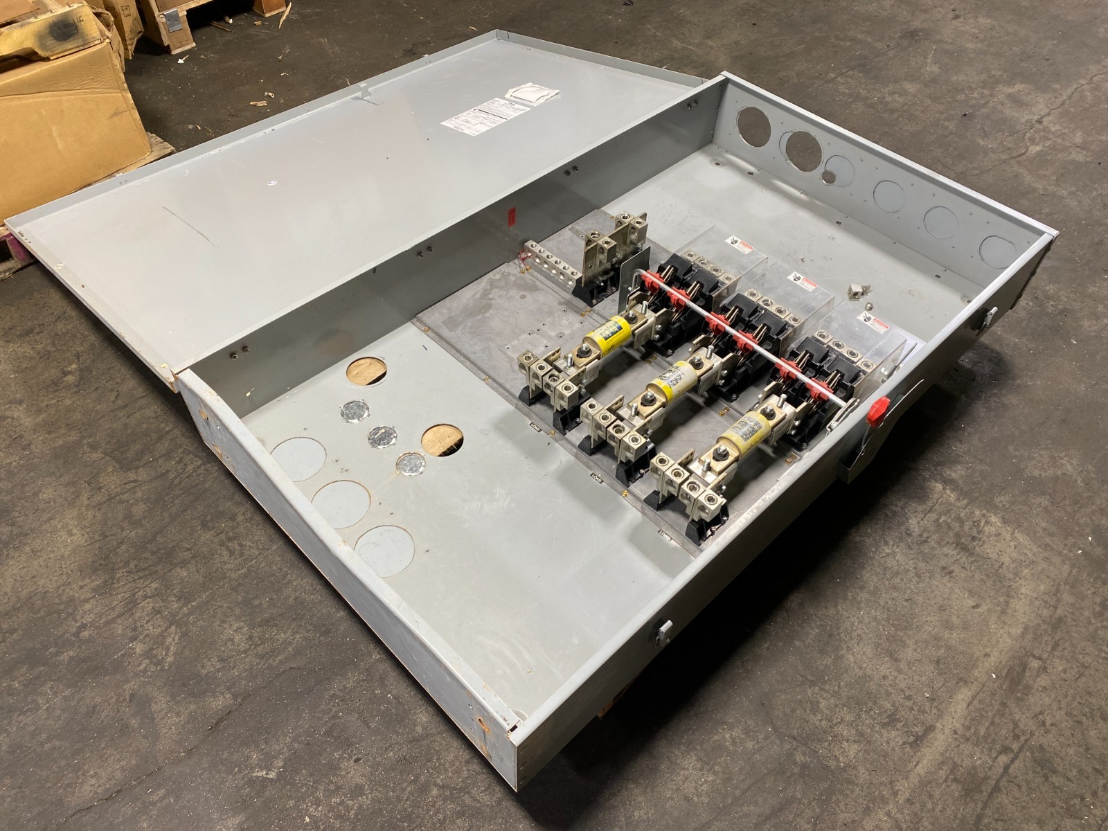 1200 Amp. Siemens #HF368N, Heavy Duty Disconnect Switch, 3P, 3 phase, 600 VAC, 250 VDC, Nema Type 1