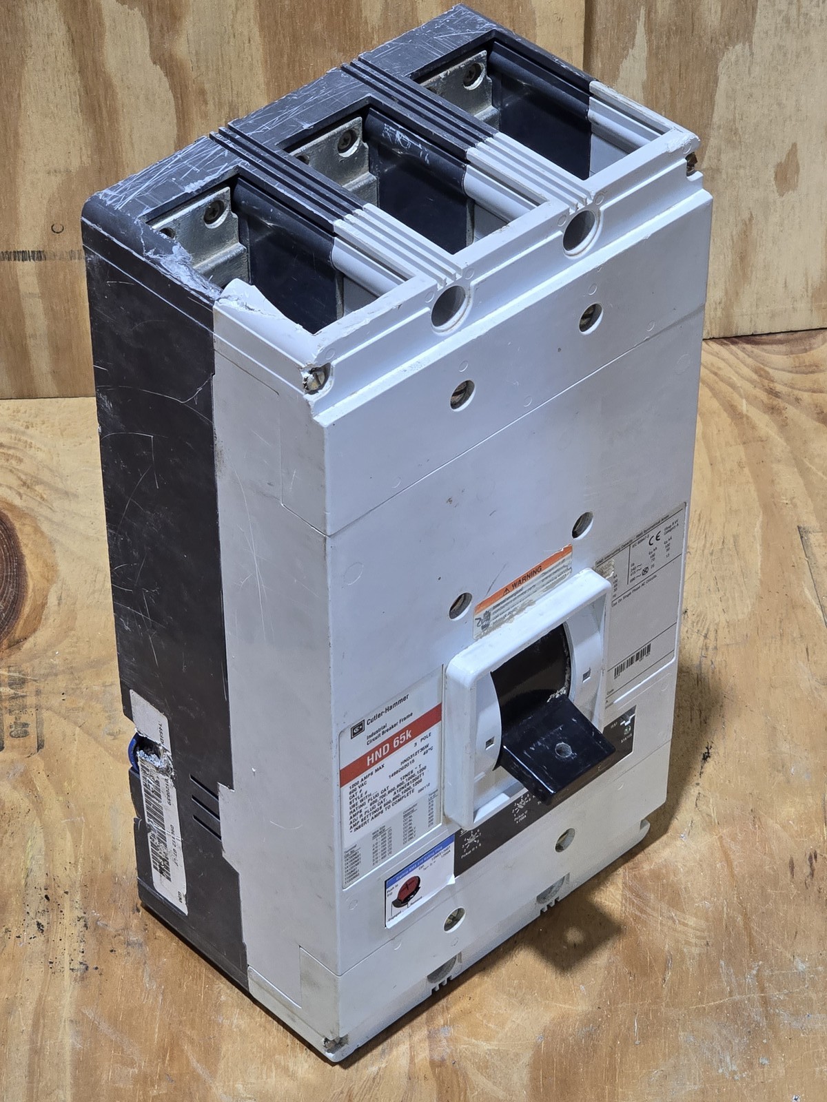 1200 Amps, Cutler-Hammer #HND312T35W, Bolt-On Circuit Breaker, 3P, 600 VAC, 1A1B Auxiliary, AS IS