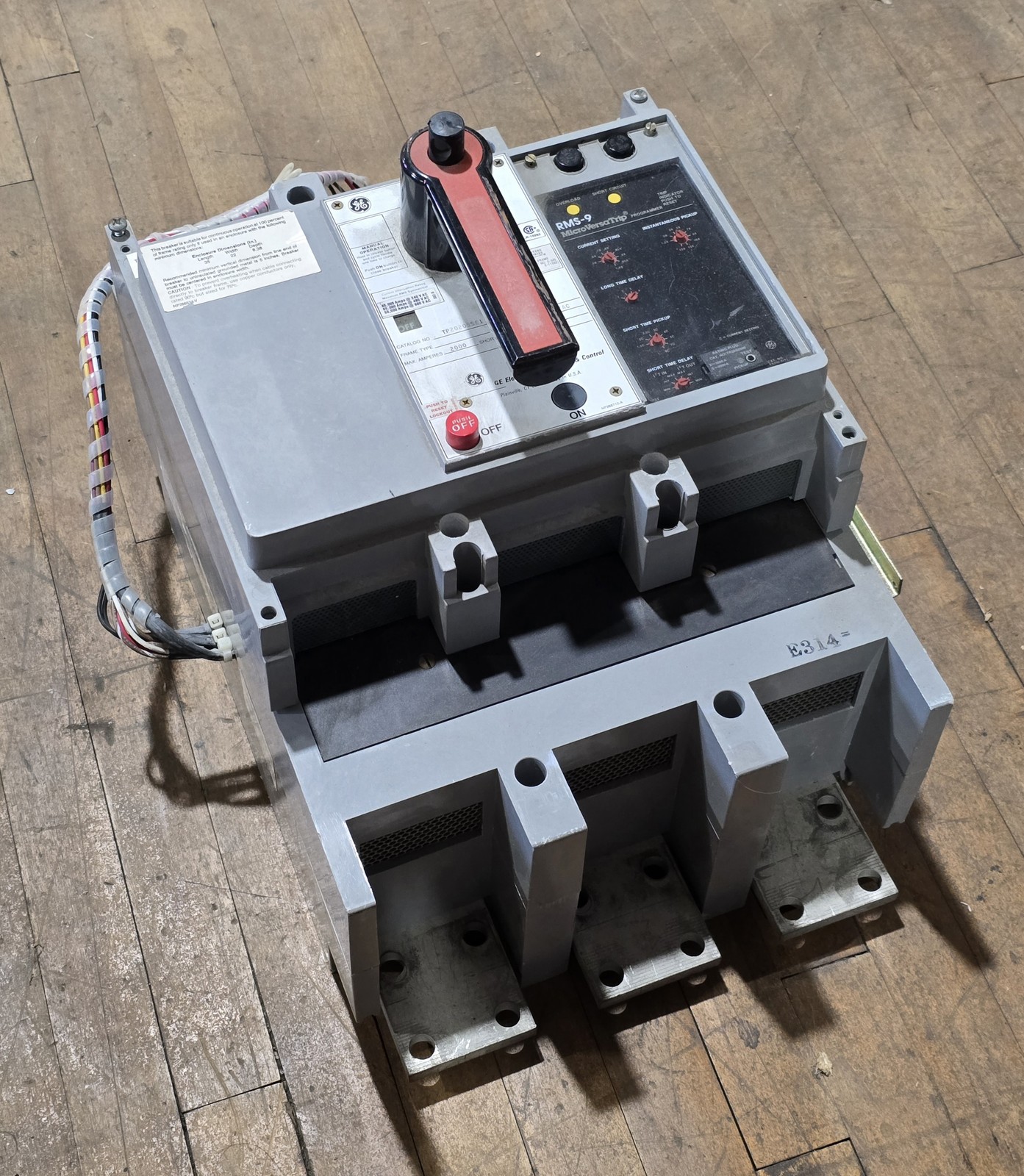 2000 Amps, General Electric #TP2020SSE1, Power Break Circuit Breaker, 600 VAC, w/ RMS-9 Micro Versa Trip