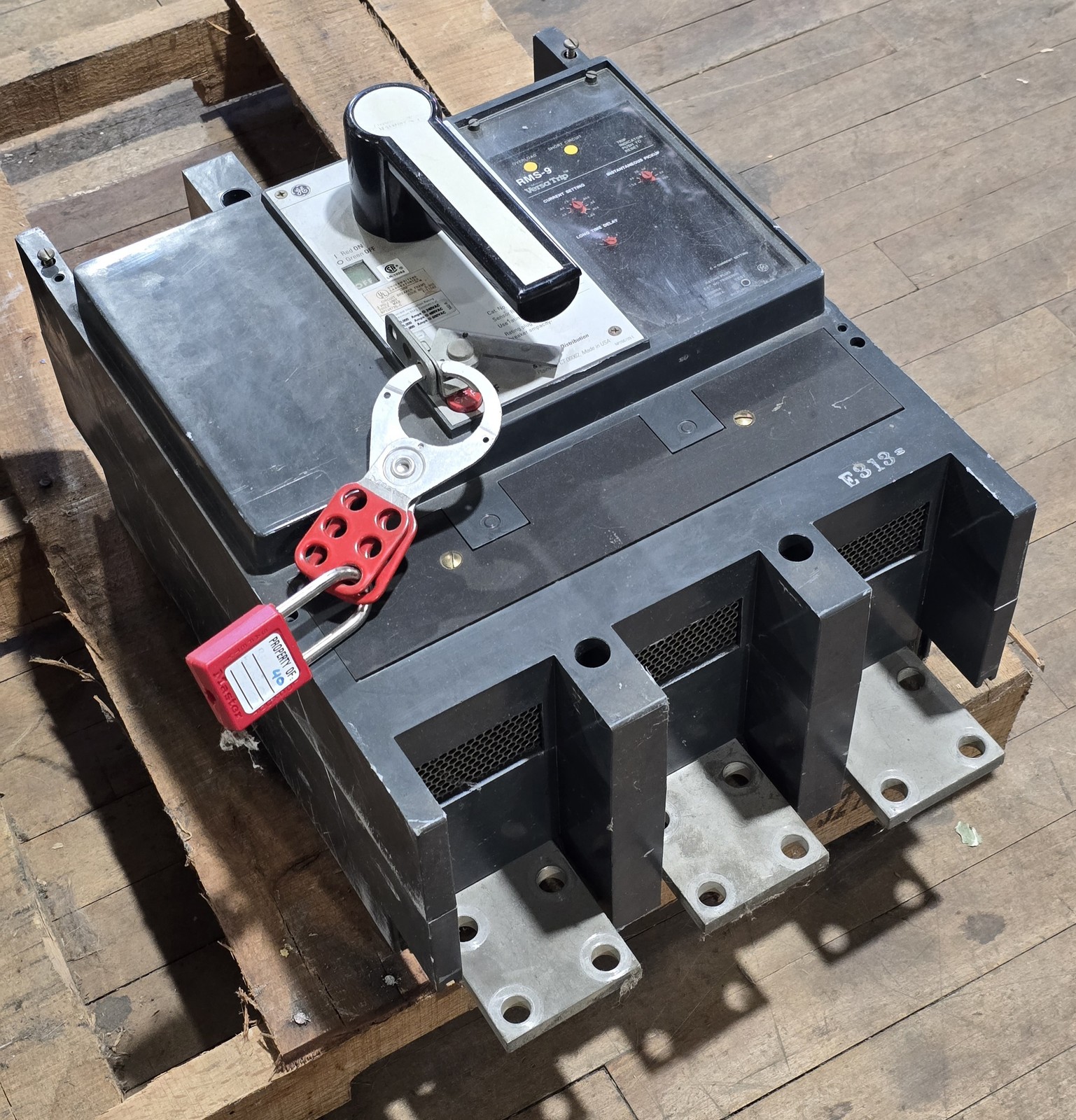 2000 Amps, General Electric #TRLA36AA20, Circuit Breaker, 50,000A, 600 VAC, w/ RMS-9 Micro Versa Trip Plug