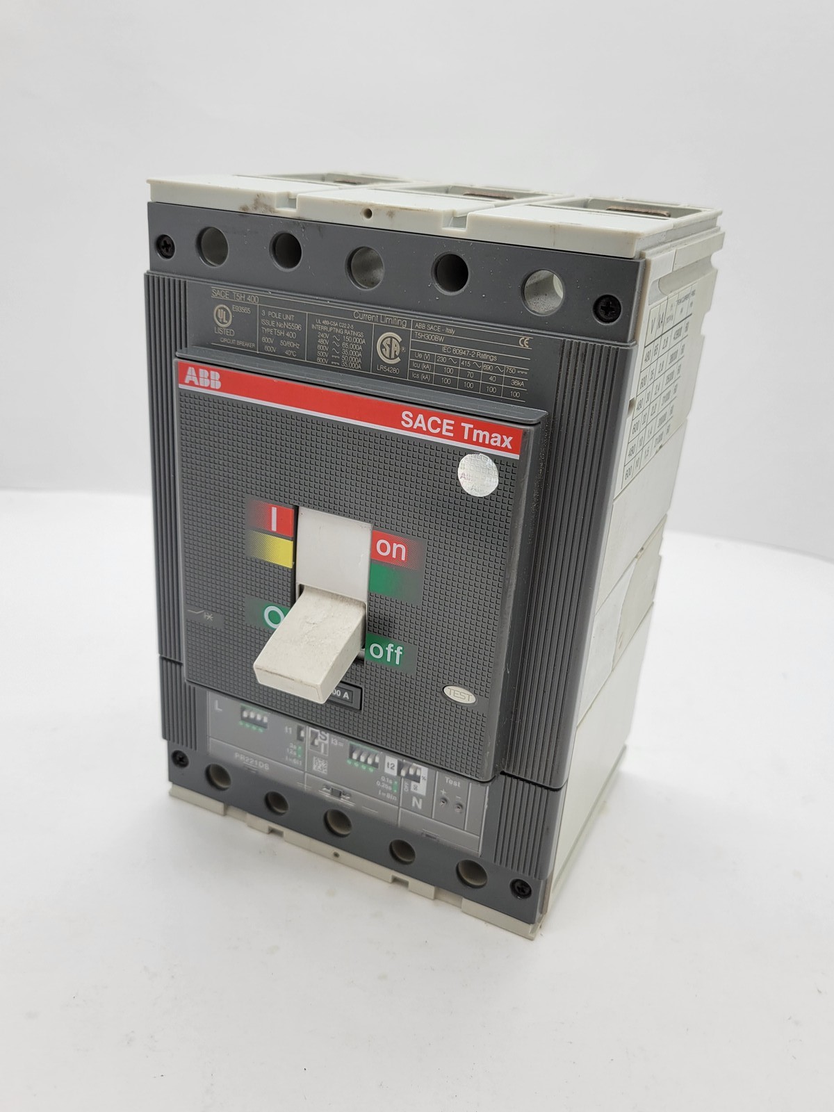 300 Amps, ABB #T5H300BW, SACE Tmax Circuit Breaker, 3P, 600 Volts, 65KA, T5H400, PR221DS Fixed-Version