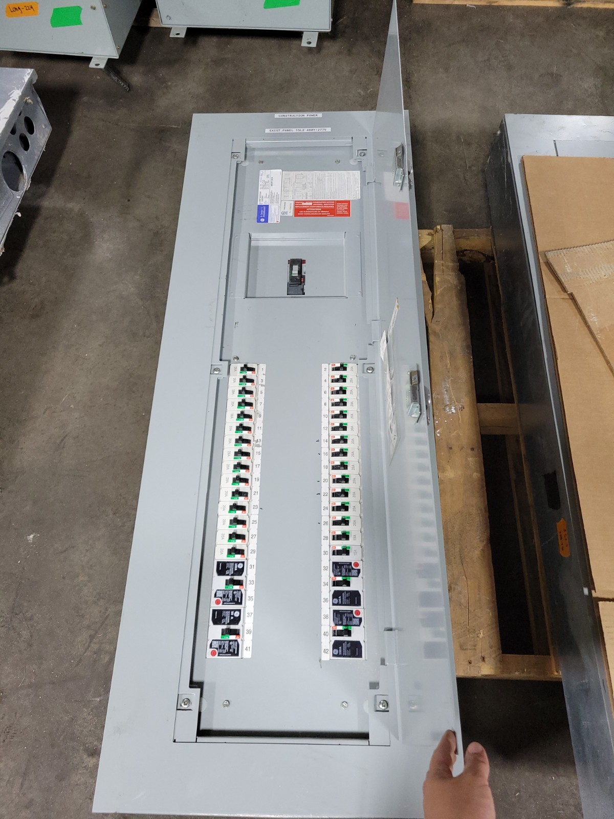 225 Amp. General Electric #ASF3422DBX, A Series II Panelboard, 480Y/277 Volts, 3 phase, 42 Space, AXS5B7, w/