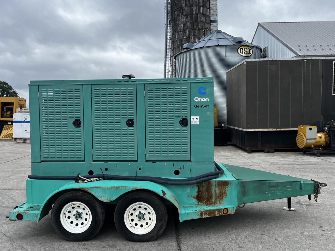 175 KW Cummins/Onan, portable diesel generator, base fuel tank, enclosure, 8.3 liter Cummins engine, 687