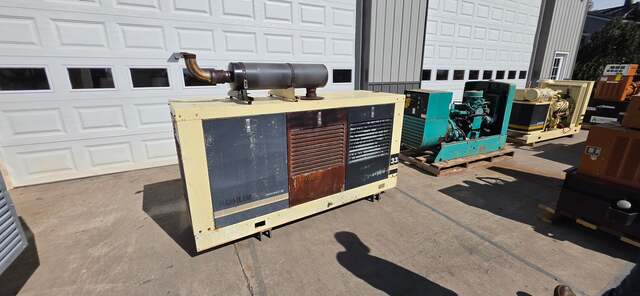 33 KW Kohler, natural gas generator set, Ford industrial engine, 480 Volts, enclosure, 1993 hours, 1994