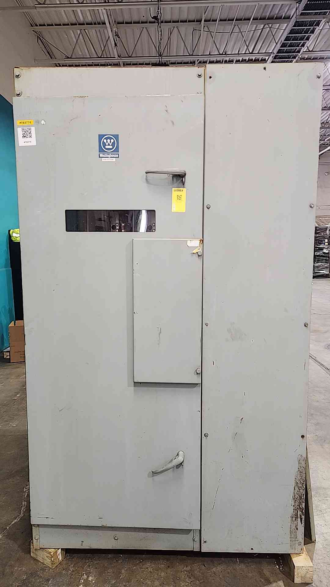 600 Amp. Westinghouse, load interrupter switch switchgear, fused disconnect, 5 KV, 15 KV