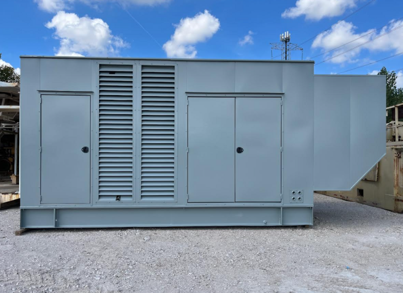 1000 KW Detroit MTU #1000DSEC, 480 Volts Weather Enclosed 2 Units 399 Hours