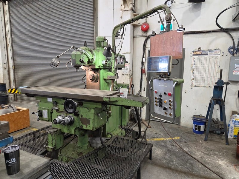 Correa #FU-10-CM, Universal Milling Machine, motorized ram, 49.2" X, 11.8" Y, 19.09" Z, 61" x 21.65" table