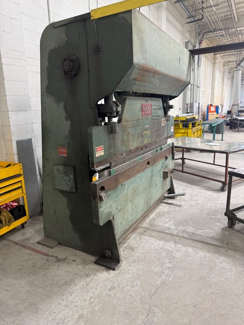55 Ton, Dreis & Krump #68-B, mechanical press brake, 8' overall, 78" between housing, 3" stroke, 0' throat