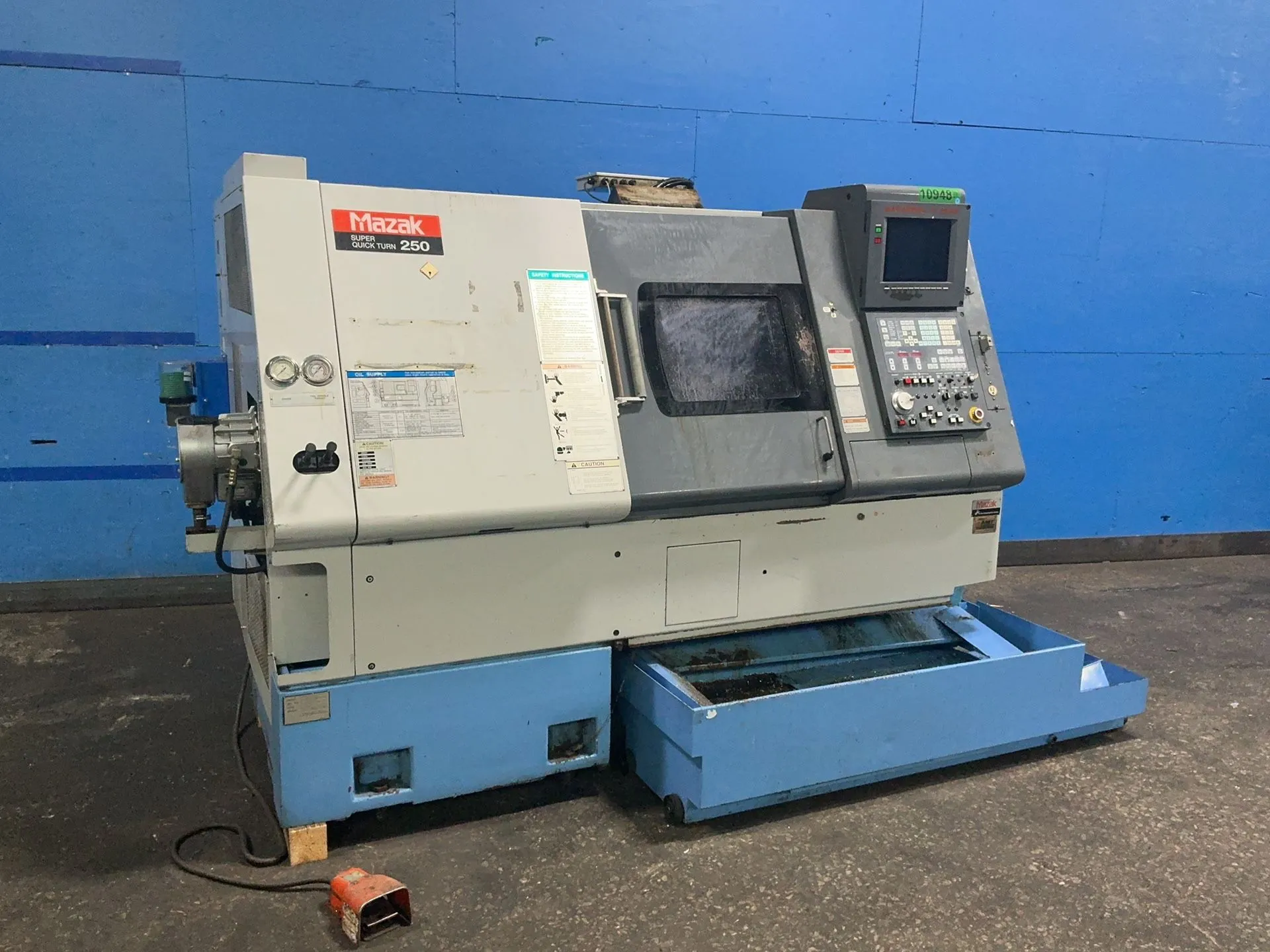 Mazak #SQT-250, CNC lathe, 10" 3-jaw chuck, 3" bore, Mazatrol T Plus control, tailstock, hydraulic unit, chip
