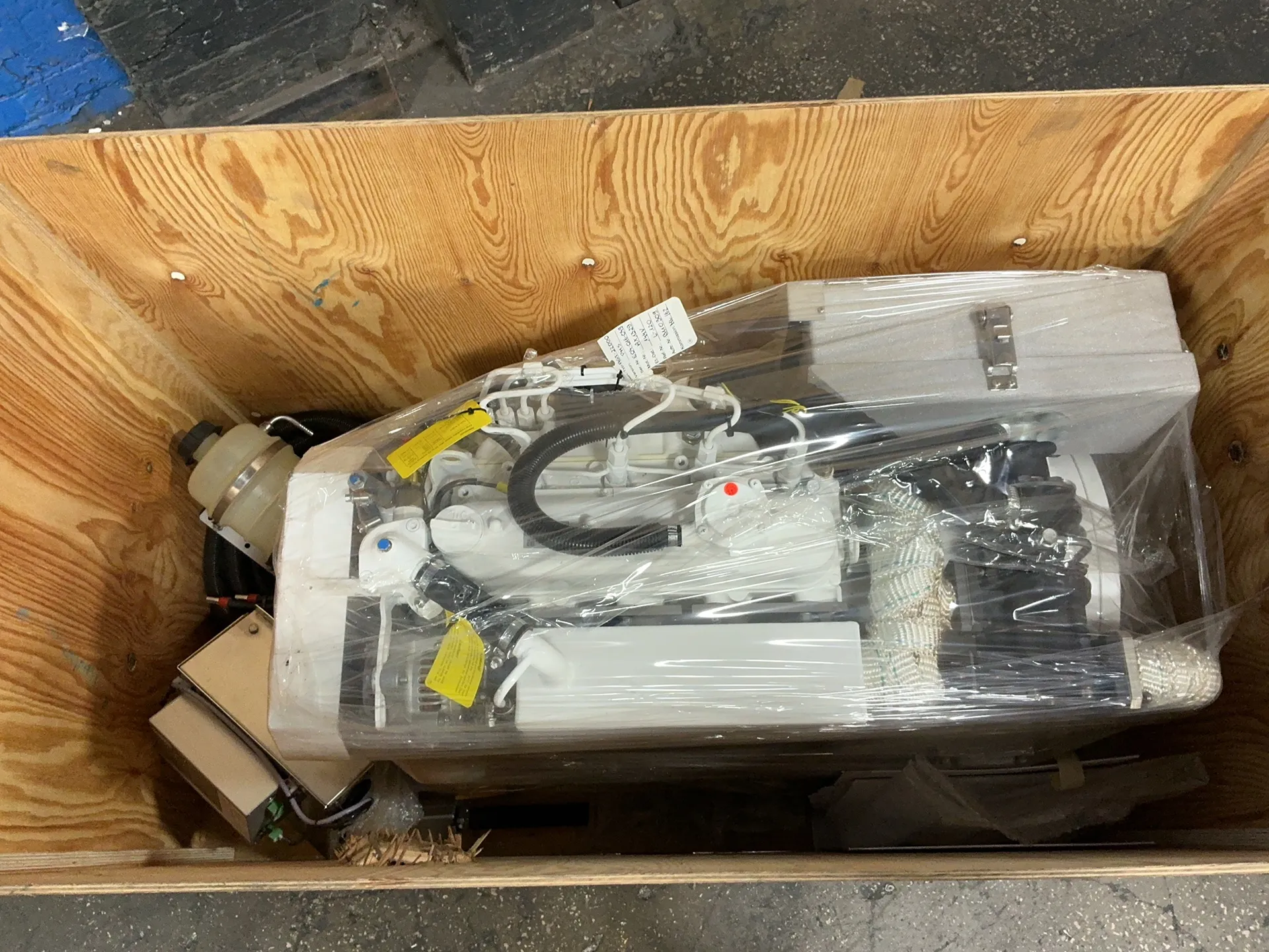 Fischer Panda #AGT-22.000, marine generator, 144 Volts, manual, new