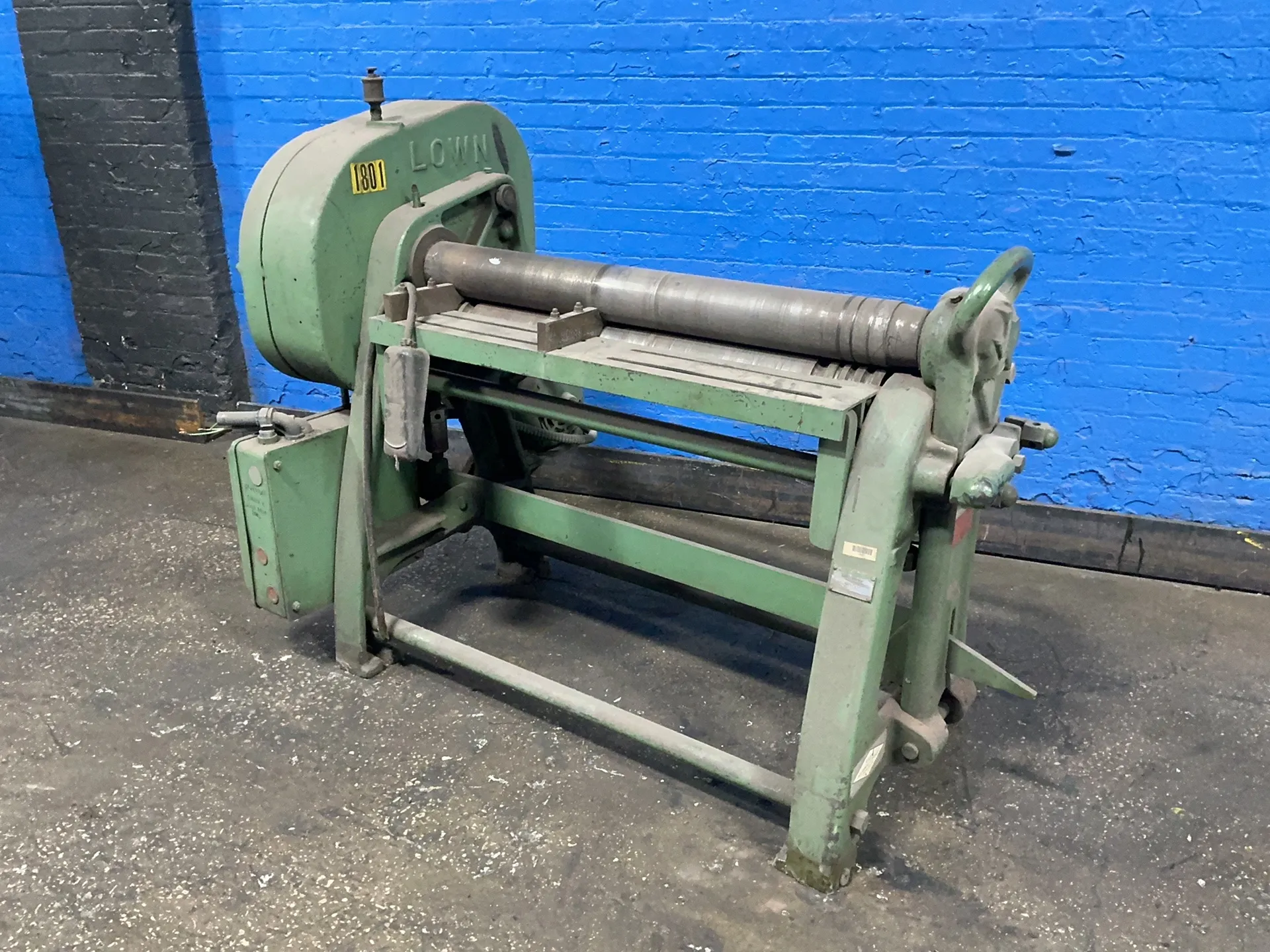39" San Angelo & Foundry & Machine #B400, slip roll, 1450 RPM, 220/440 V., 3 Ph.