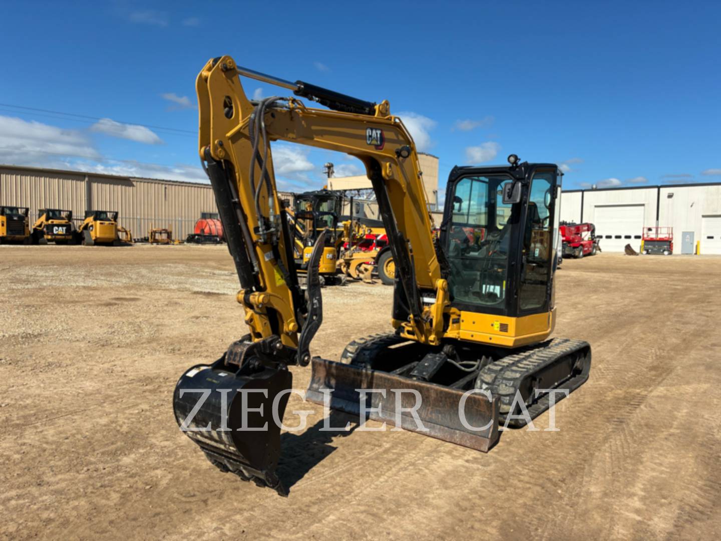 Caterpillar 305, Excavator, 364 hours, S/N: 5G508472, 2025