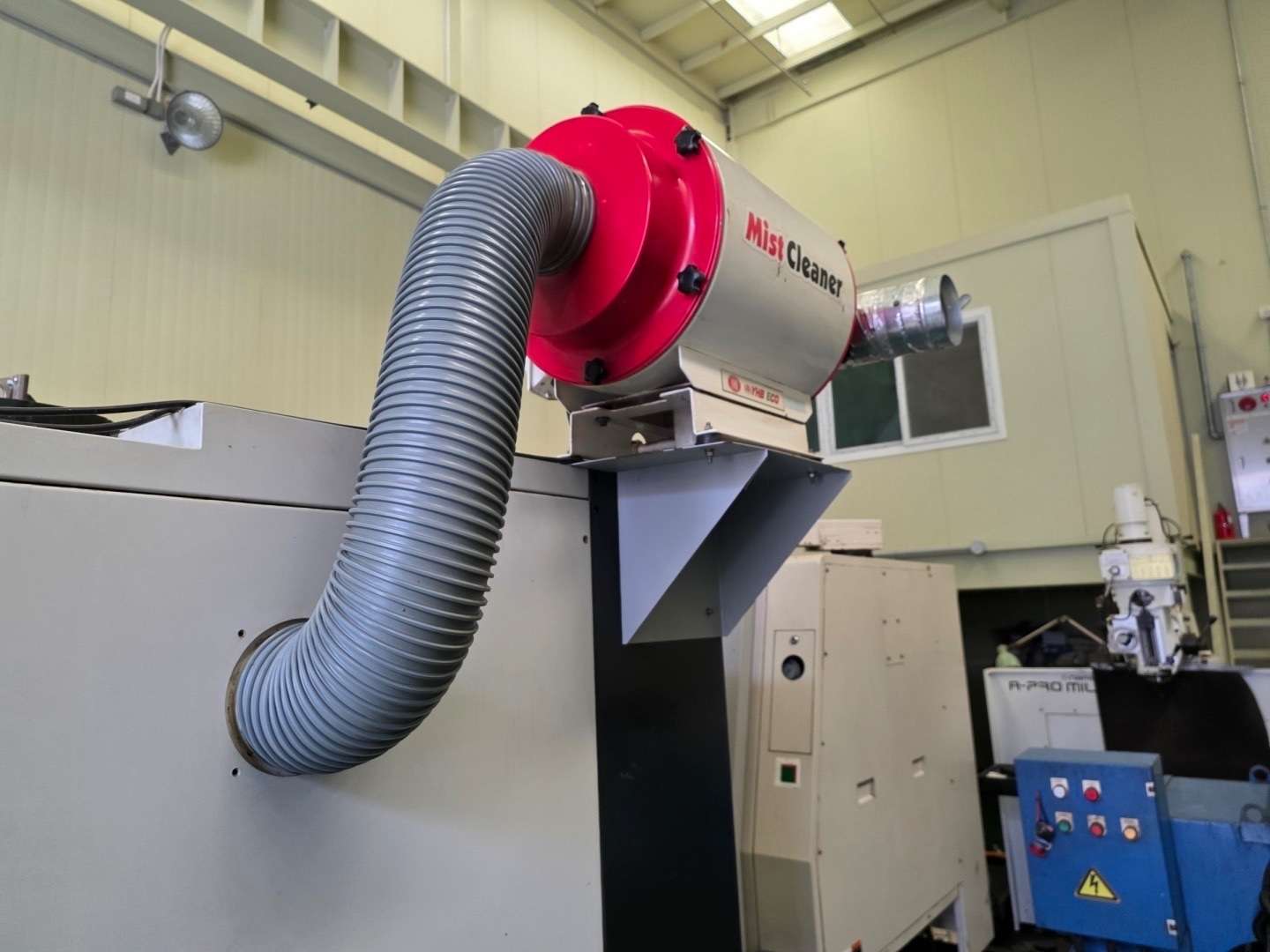 Daewoo Doosan #Puma-480, CNC lathe, 35.5" swing, 44.6" centers, 25.54" diameter, 21" chuck, 6.5" bar, 7.12"