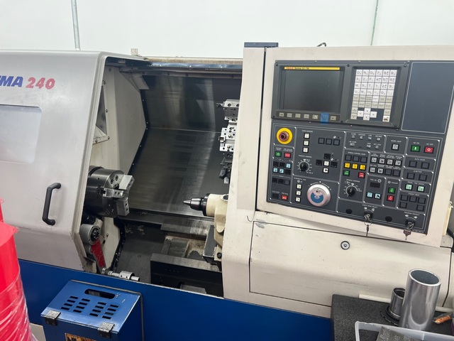 Daewoo Doosan #Puma-240C, CNC lathe, 22.4" swing, 16.5" diameter, 22.1" length, 10" chuck, 3" bar, 3.54"
