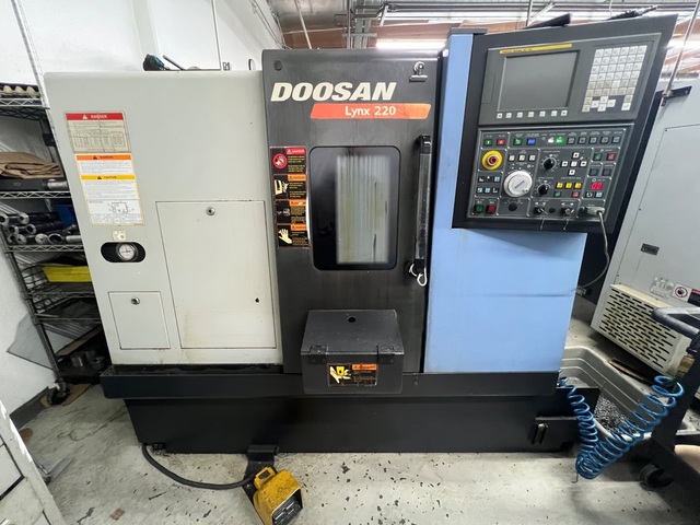 Daewoo Doosan #Lynx-220A, CNC lathe, 20.1" swing, 12.6" diameter, 12.7" length, 1.8" bar, A2-5, 12 turret