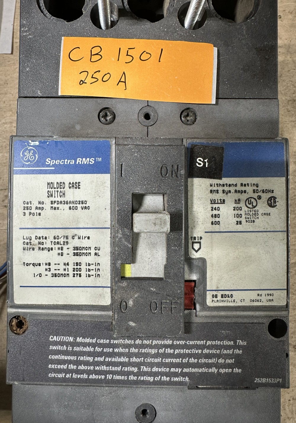 250 Amps, General Electric, SFDA36AN0250, Spectra RMS Molded Case Switch, 3-Pole, 600 Volts, w/ UV Release &