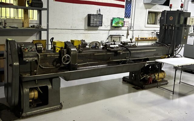 0.75" x 50" Pratt & Whitney #1/2BX50, gun drill, 2 spindles, hydraulic feed, 385-1000 RPM, 220 V.