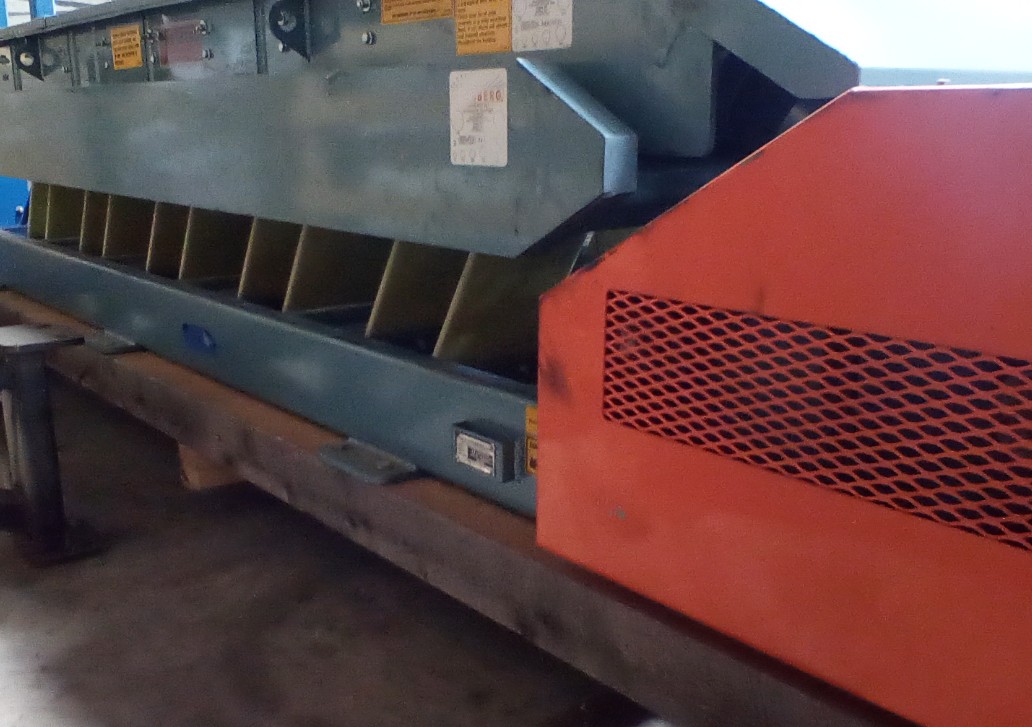 48" wide x 8" D x 9'-4" L Forsberg #133123, Natural Frequency Screening Conveyor, counterbalanced, ball deck