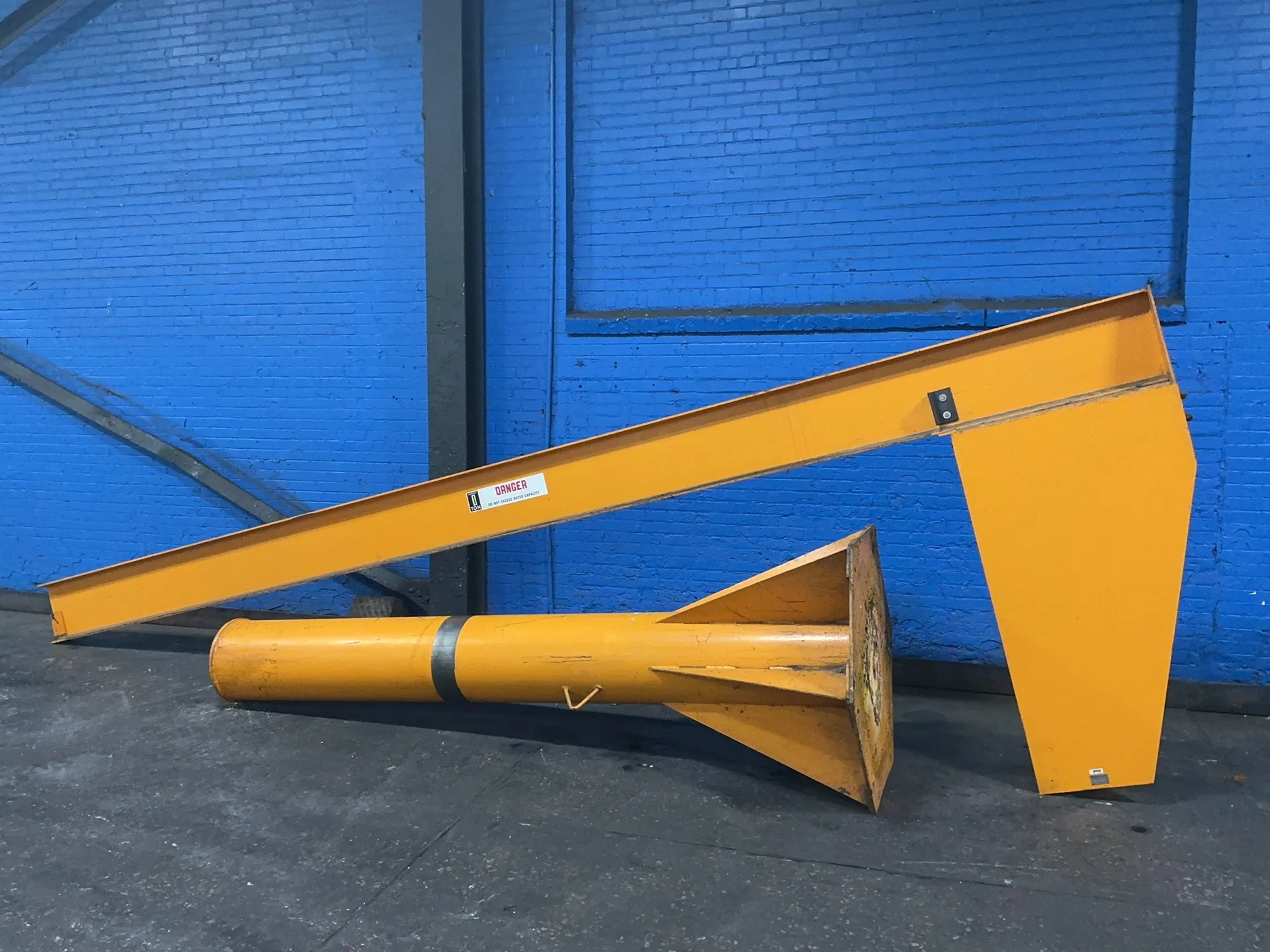 1 Ton, Detroit Hoist, jib crane, 130" column, 220" arm length