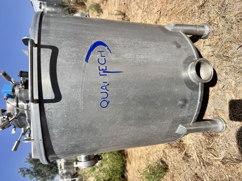 25 gallon Qualtech, Stainless Steel Tank, 20" diameter x 20" deep, slight sloped bottom, hinged lid, (3) 2"