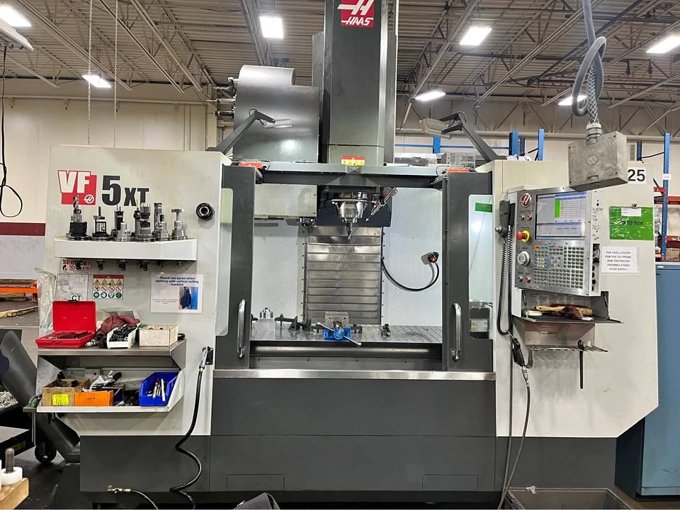 Haas #VF-5/50XT, 4-Axis CNC Vertical Machining Center, 60" X, 26" Y, 25" Z, 62" x 23" table, 30 HP, 7500 RPM