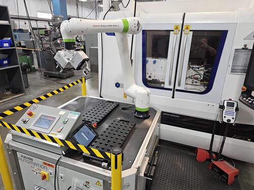 Fanuc CRX-10i-A/L, 6-Axis cobot, 10 kg payload, 1,418 mm reach, 0.04 mm repeatability, IP67, long reach arm