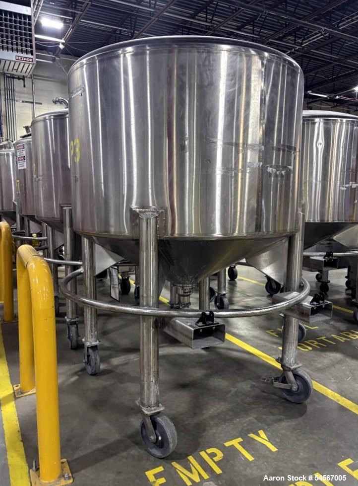1,000 gallon Feldmeier, Stainless Steel Tank, dish top, cone bottom, on casters, bottom discharge valve (5