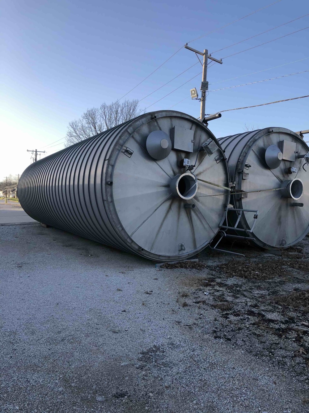 Storage Silos 3371 Cu Ft Aluminum 40 lbs Bulk Density