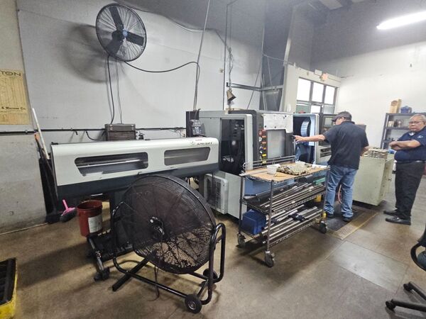 Daewoo Doosan #Lynx-220LMSA, CNC lathe, 4-Axis, Fanuc i, 23.6" swing, 6" chuck, 2" bar, 2013