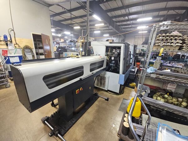 Daewoo Doosan #Lynx-220LMSA, CNC lathe, 4-Axis, Fanuc i, 23.6" swing, 6" chuck, 2" bar, 2012