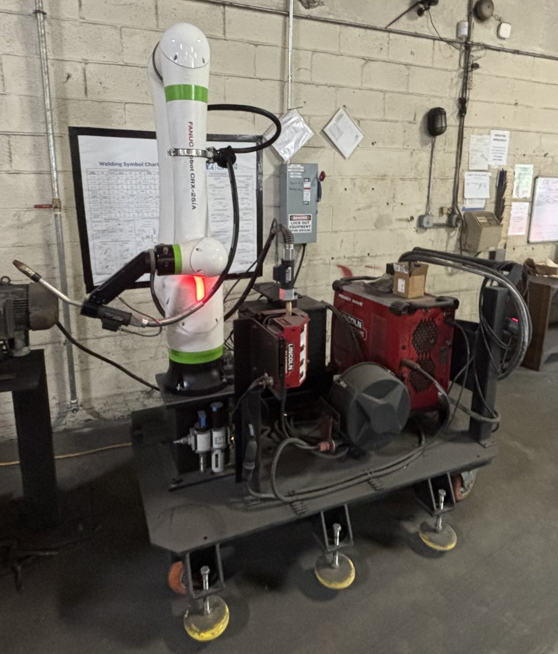 Fanuc, CRX-25iA, collaborative robot welding cell, 25 kG payload, 74.4" reach, 2025