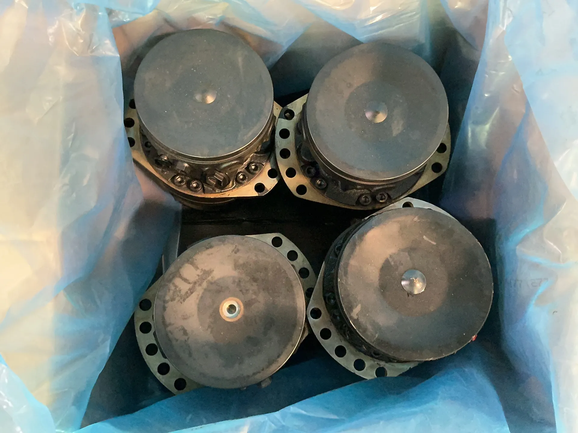 Poclain Hydraulics #MS02-2-12A-F03-1120, radial piston hydraulic motors, LOT of 4