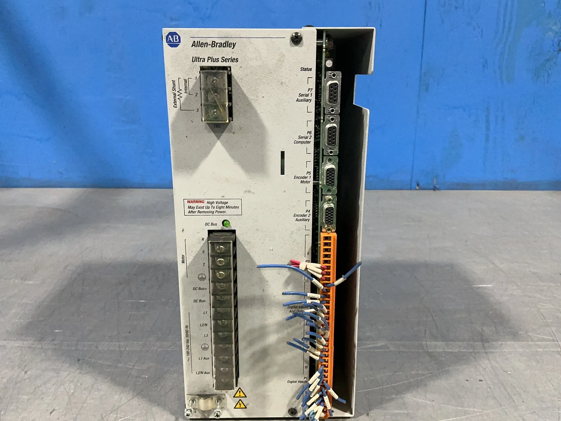 Allen-Bradley #1398-PDM-075, Ultra Plus series positioning servo drive, 28 A, 120/240 Volts, 1997